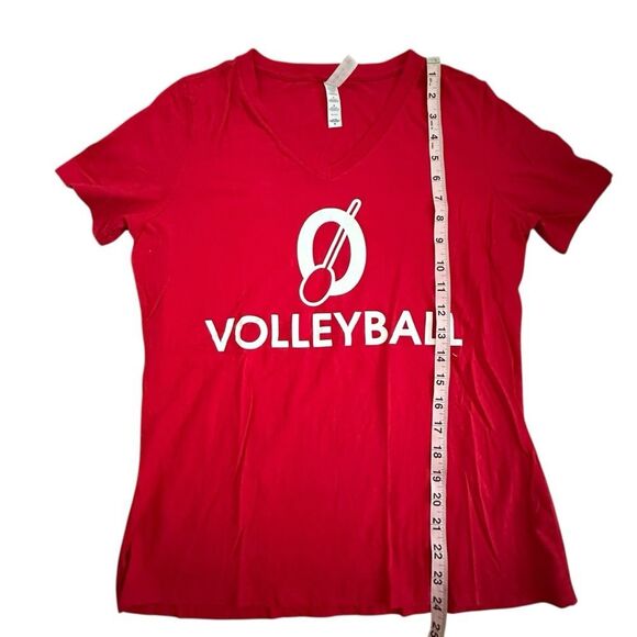 Outrigger Red Volleyball Graphic T-Shirt ~ Vneck ~ Women’s Cut ~ size Medium - Picture 8 of 8
